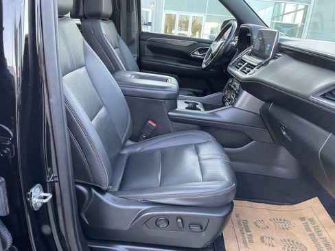 Used 2023 Chevrolet Suburban RST AWD/4WD image 33