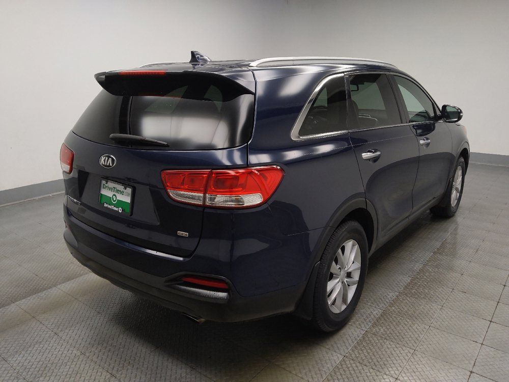 Used 2018 Kia Sorento FWD image 9