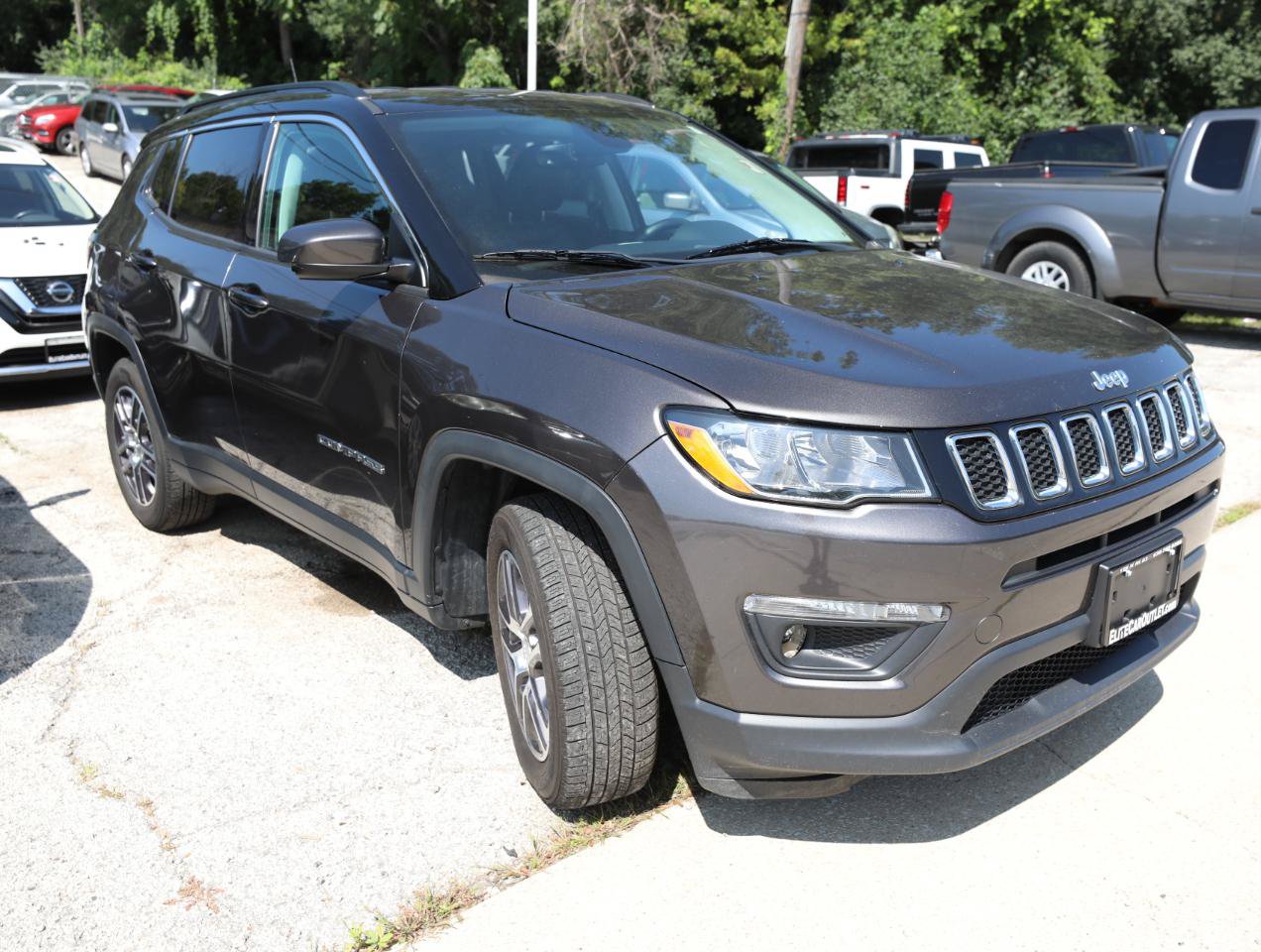 Used 2018 Jeep Compass Latitude w/ Popular Equipment Group FWD image 4