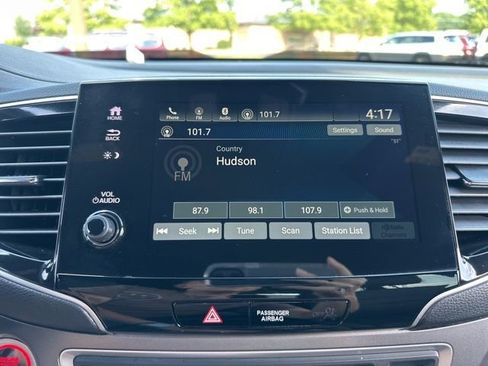 Used 2024 Honda Passport EX-L image 35