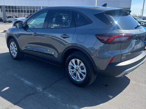 Used 2025 Ford Escape Active w/ Cold Weather Package image 10