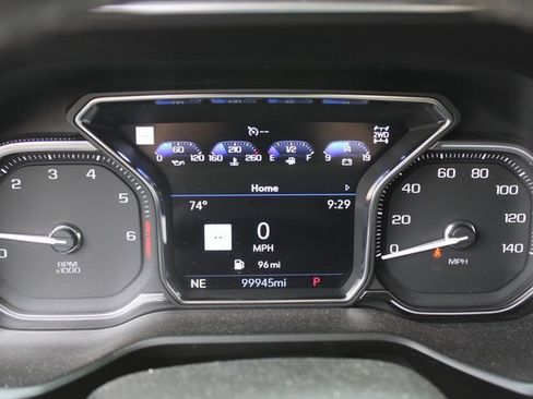 Used 2021 GMC Yukon XL Denali w/ Denali Premium Package image 11