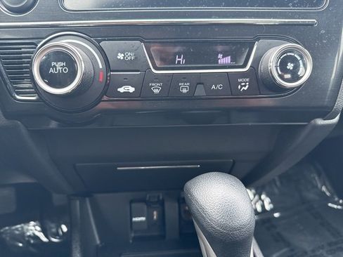 Used 2015 Honda Civic SE image 19