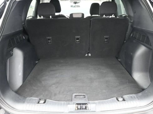 Used 2022 Ford Escape SE w/ SE Sport Appearance Package AWD/4WD image 11