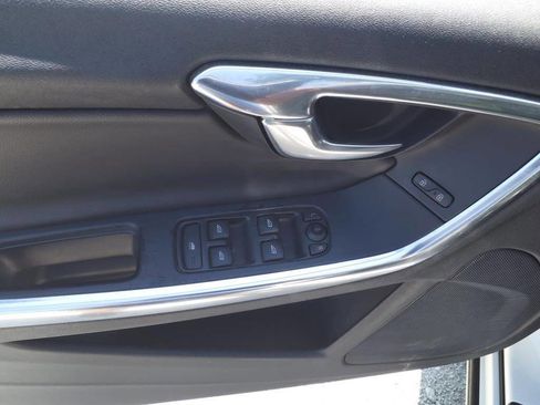 Used 2013 Volvo S60 T5 image 13