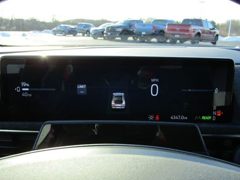 Used 2025 Ford Mustang Mach-E Premium image 25