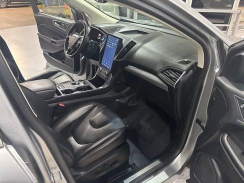 Used 2021 Ford Edge Titanium AWD/4WD image 36