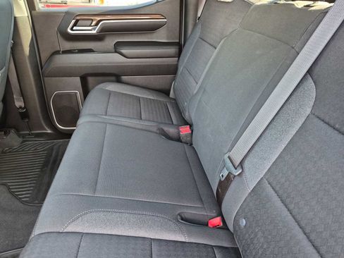 Used 2022 Chevrolet Silverado 1500 RST AWD/4WD image 14