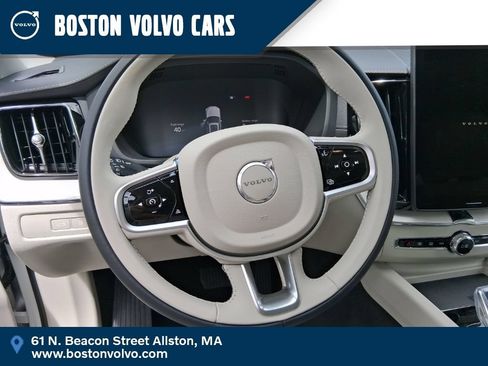 New 2026 Volvo XC60 T8 Ultra w/ Protection Package Premier AWD/4WD image 12