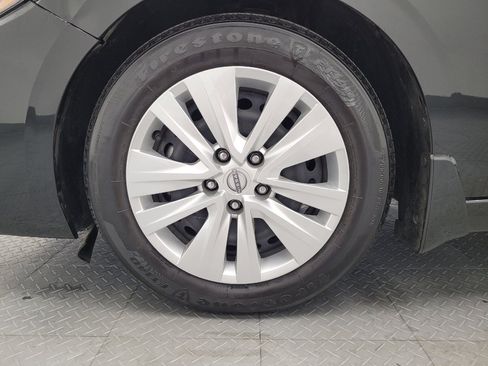 Used 2025 Nissan Sentra S FWD image 31