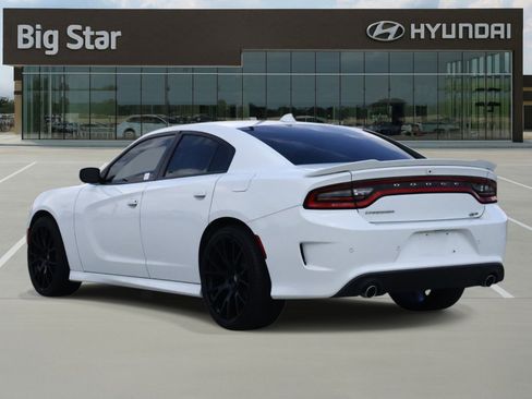 Used 2022 Dodge Charger GT RWD image 3