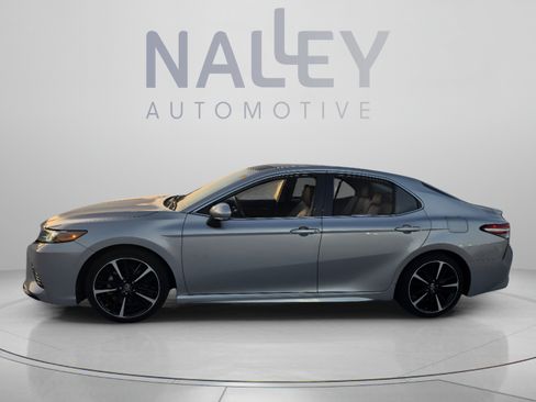 Used 2019 Toyota Camry XSE FWD image 2