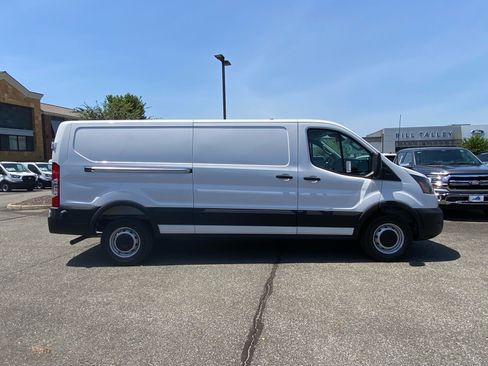 New 2025 Ford Transit 150 Low Roof RWD image 3