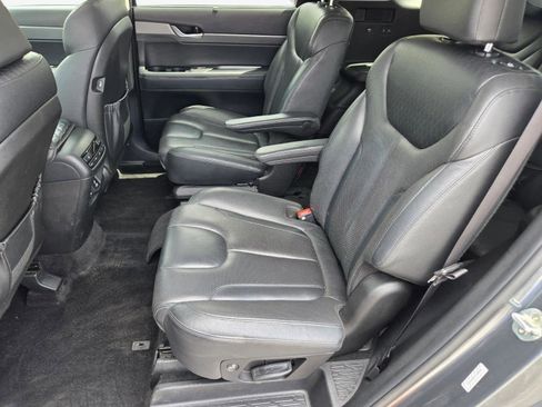 Used 2021 Hyundai Palisade SEL w/ Premium Package FWD image 18