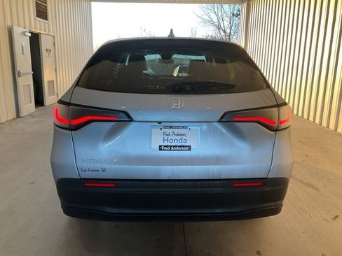 New 2026 Honda HR-V LX image 18