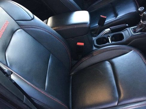 Used 2022 Jeep Gladiator Rubicon w/ LED Lighting Group image 27