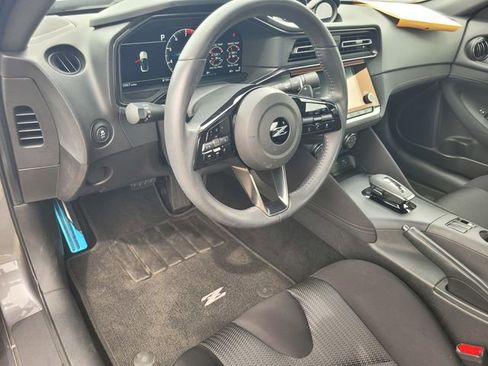 Certified 2025 Nissan Z Sport w/ Floor Mat Package image 12