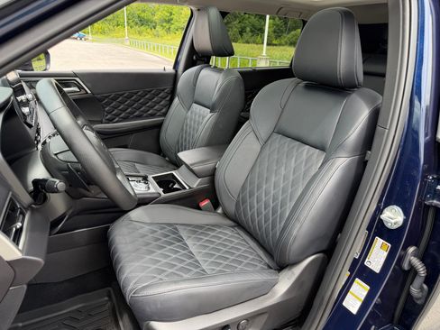 Used 2024 Mitsubishi Outlander SEL AWD/4WD image 5