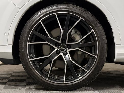 Used 2025 Audi Q7 3.0T Premium Plus w/ Premium Plus Package image 12