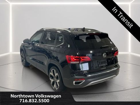Used 2023 Volkswagen Taos SEL AWD/4WD image 3