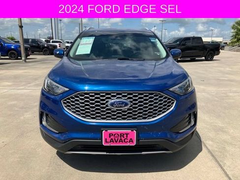 Used 2024 Ford Edge SEL w/ Convenience Package AWD/4WD image 2