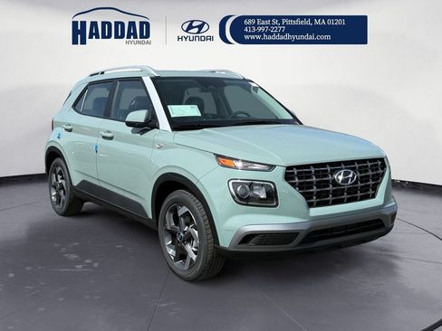 New 2026 Hyundai Venue SEL FWD image 8
