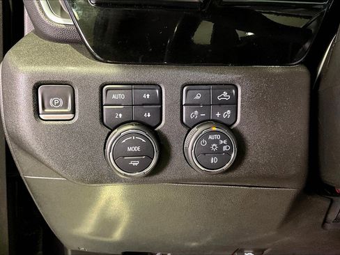 Used 2022 Chevrolet Silverado 1500 RST image 17