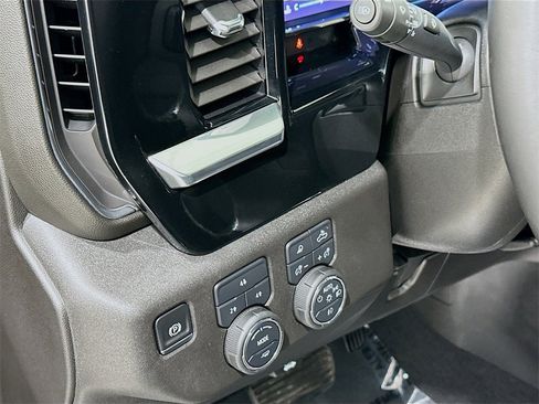 Used 2025 Chevrolet Silverado 2500 LT w/ Trail Boss Package image 10