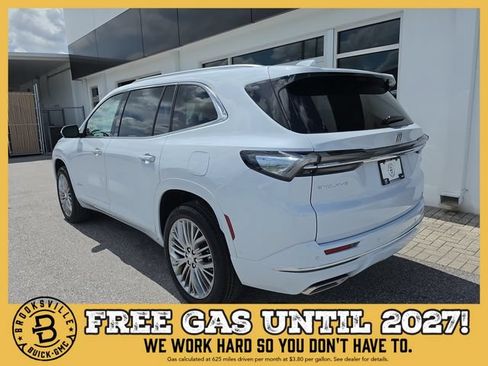 New 2027 Buick Enclave Avenir w/ LPO, Floor Liner Package FWD image 5