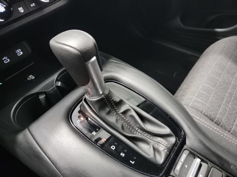Certified 2026 Honda HR-V LX image 26