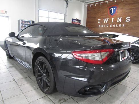 Used 2018 Maserati GranTurismo Sport image 5