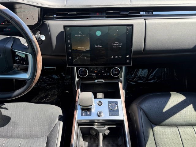Used 2023 Land Rover Range Rover SE AWD/4WD image 15