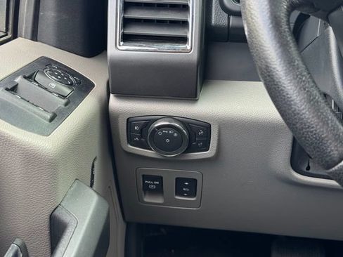 Used 2016 Ford F150 XLT w/ Equipment Group 301A Mid AWD/4WD image 30