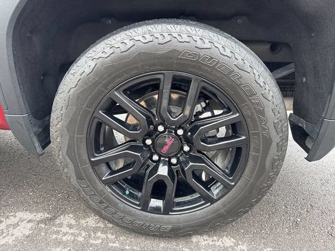 Used 2024 GMC Sierra 1500 Elevation w/ LPO, Elevation Black Package AWD/4WD image 28