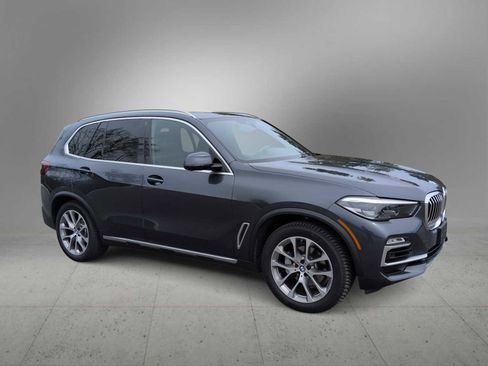 Used 2019 BMW X5 xDrive40i w/ Premium Package 2 AWD/4WD image 2
