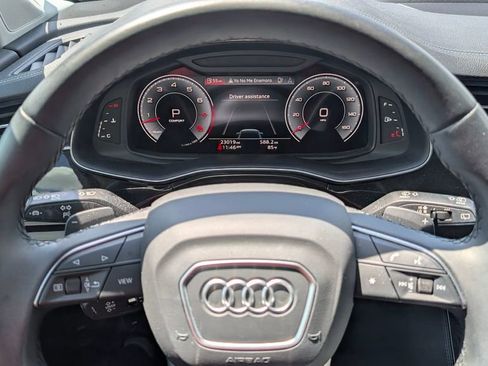 Used 2023 Audi Q7 3.0T Premium Plus w/ Premium Plus Package AWD/4WD image 9
