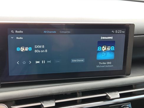 Used 2025 Hyundai Tucson SEL FWD image 20