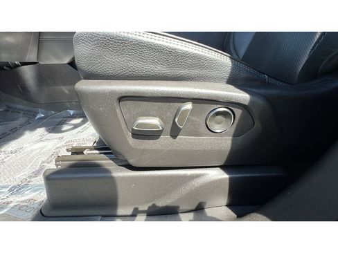 Certified 2025 GMC Yukon Denali AWD/4WD image 25