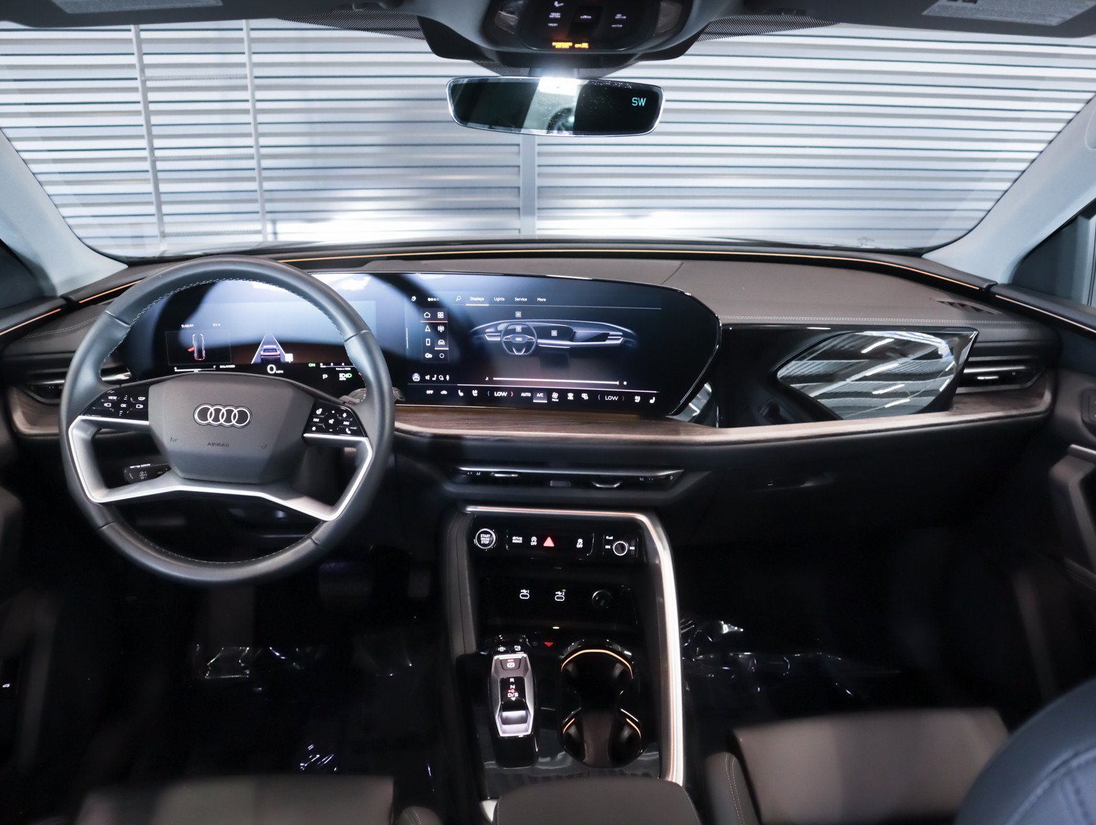 Used 2025 Audi Q5 Premium w/ Premium Plus AWD/4WD image 10