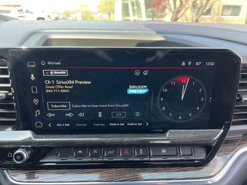 Used 2024 GMC Sierra 1500 SLE image 31