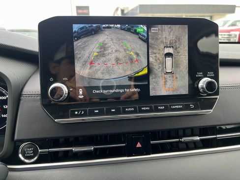 Used 2023 Mitsubishi Outlander SEL image 36