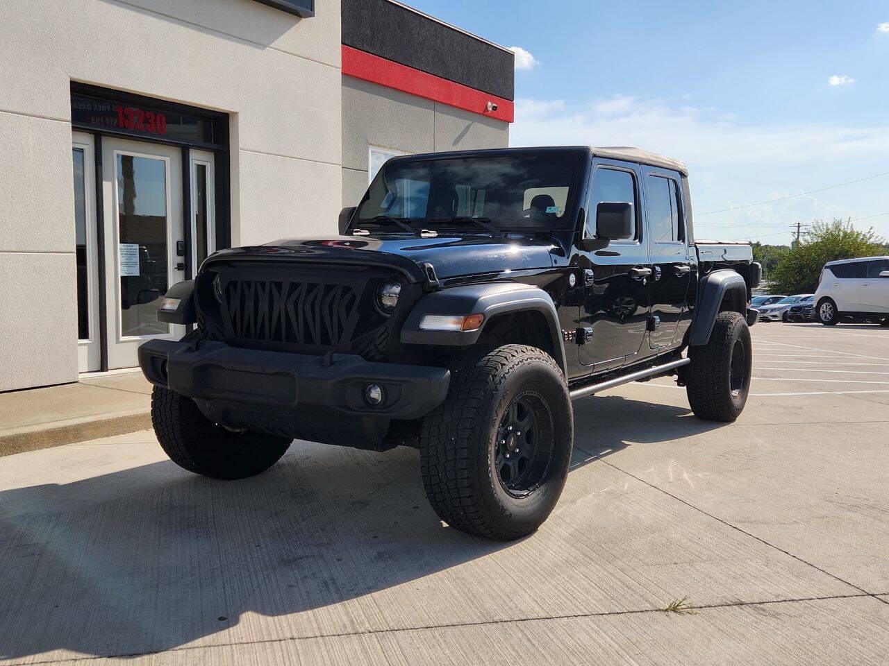 Used 2020 Jeep Gladiator Sport w/ Quick Order Package 23S AWD/4WD image 2