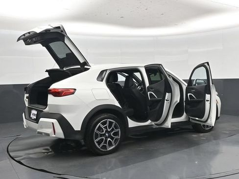 Used 2026 BMW X2 xDrive28i AWD/4WD image 53