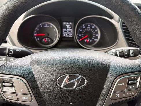 Used 2016 Hyundai Santa Fe Sport FWD image 21