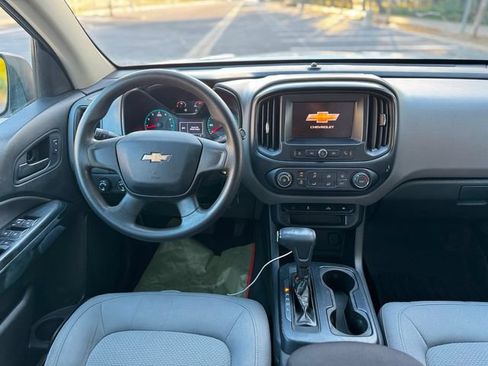 Used 2021 Chevrolet Colorado W/T AWD/4WD image 36