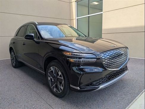 New 2026 Genesis Electrified GV70 AWD/4WD image 4