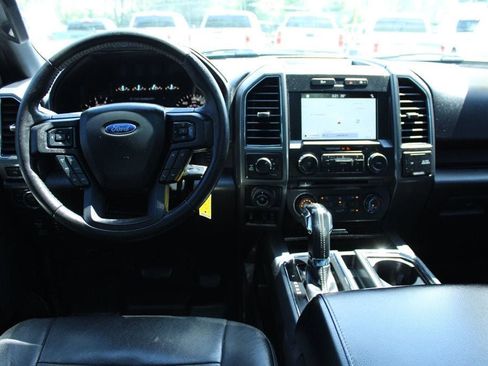 Used 2018 Ford F150 XLT w/ Equipment Group 302A Luxury AWD/4WD image 15