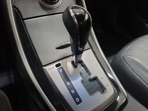 Used 2013 Hyundai Elantra Limited image 24