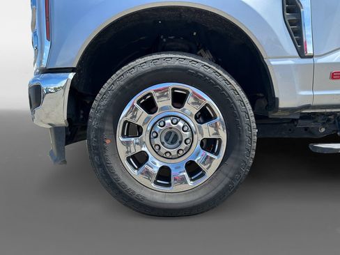 Used 2024 Ford F250 Lariat w/ Lariat Ultimate Package AWD/4WD image 16