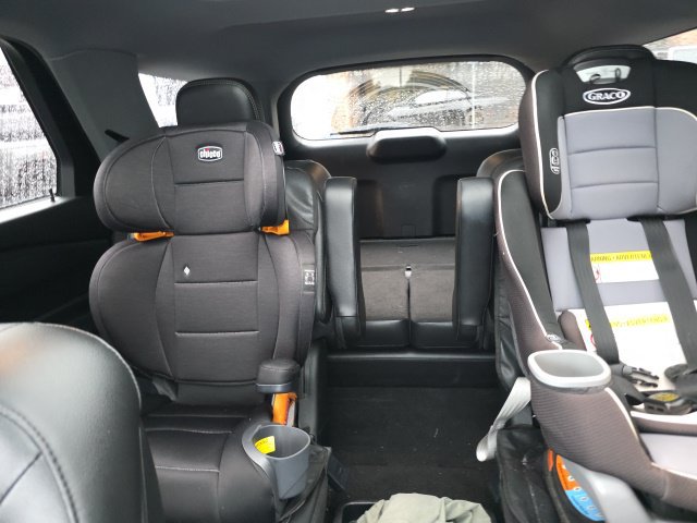 Used 2020 Ford Explorer XLT w/ Equipment Group 202A AWD/4WD image 17